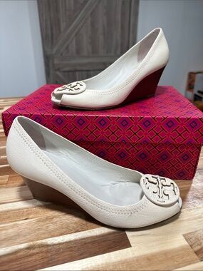 Tory Burch Cream Leather Wedge Peep-Toe Pumps with Logo Medallion 463